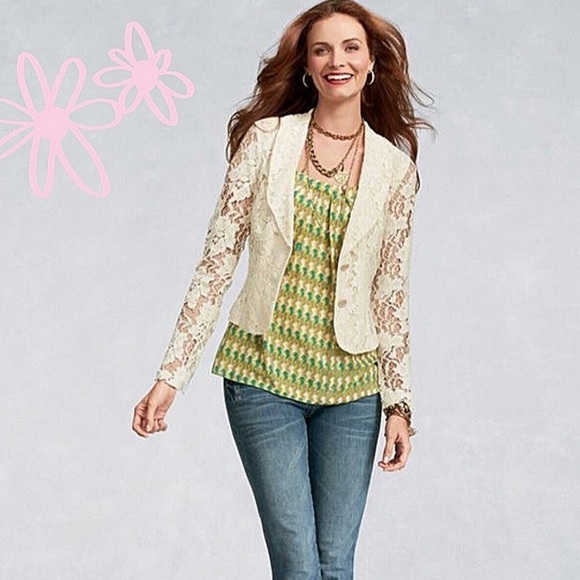 CAbi Cami Tank Top Seahorse Novelty
Print #411-Size Small - Picture 3 of 8